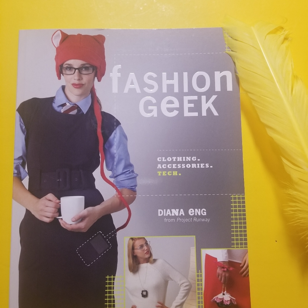 fAShIOn GeEk   ✩  is a book 🤩